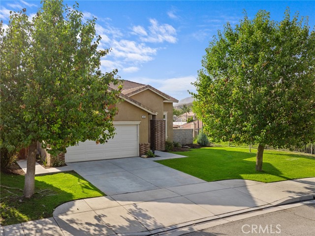 7476 Sequoia Lane, Highland CA: https://media.crmls.org/medias/a15f1a84-5f8a-46b9-af64-9d9fae3b5d33.jpg