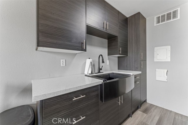 Detail Gallery Image 3 of 25 For 4311 Colfax Ave #222,  Studio City,  CA 91604 - 1 Beds | 2 Baths