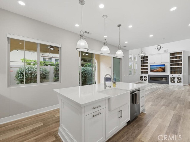 Detail Gallery Image 10 of 75 For 10866 Rojo Ct, Cypress,  CA 90720 - 3 Beds | 3/1 Baths