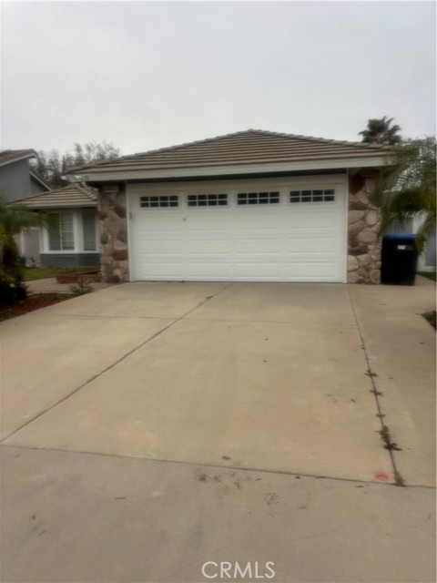 Detail Gallery Image 4 of 36 For 13226 Hitching Rail Cir, Corona,  CA 92883 - 3 Beds | 2 Baths