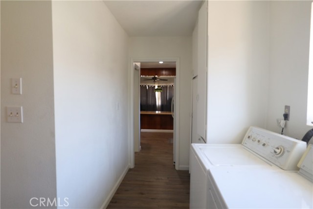 1004 Paloma Street, Bakersfield CA: https://media.crmls.org/medias/a15fb914-3cfc-4ef6-98f1-fddd7dc75e2c.jpg