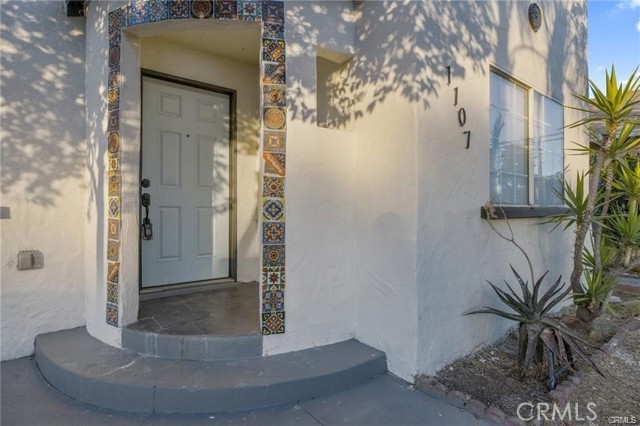 Front Image Thumbnail for CROC25265333