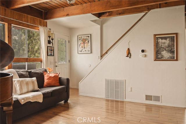 1284 Cortina, Lake Arrowhead, CA 92352