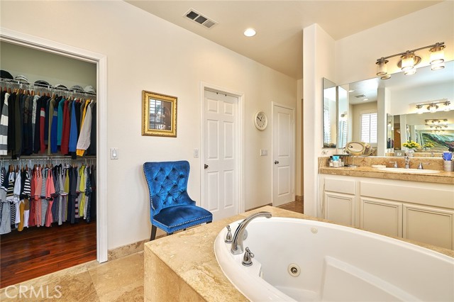 Detail Gallery Image 37 of 67 For 25010 Cliffrose St, Corona,  CA 92883 - 6 Beds | 4/1 Baths