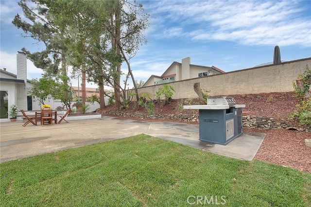 6087 Carol Avenue, Rancho Cucamonga CA: https://media.crmls.org/medias/a1632d5a-4054-4ba0-be68-ee3cf26d0052.jpg
