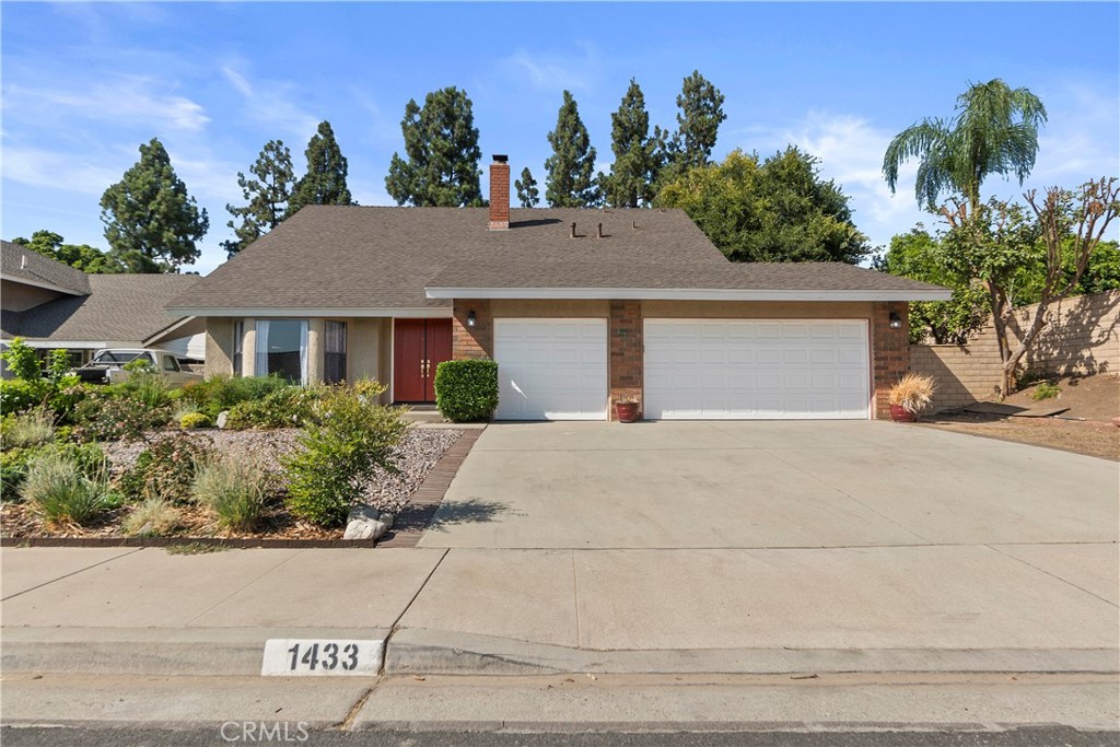 1433 Bentley Court