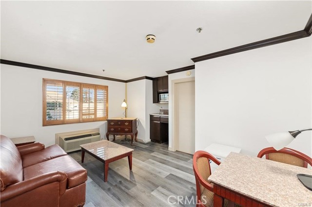 Image 18 of 43 For 2156 Colorado Boulevard