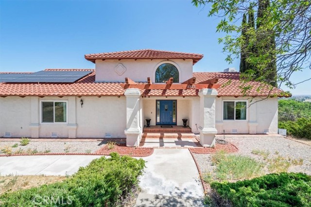 2322 Almond Springs Drive, Paso Robles CA: https://media.crmls.org/medias/a163af45-c6a2-48e2-a1f9-31db5526e6c4.jpg