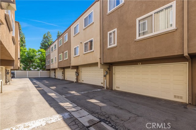 Detail Gallery Image 16 of 16 For 21901 Lassen St #94,  Chatsworth,  CA 91311 - 3 Beds | 2/1 Baths