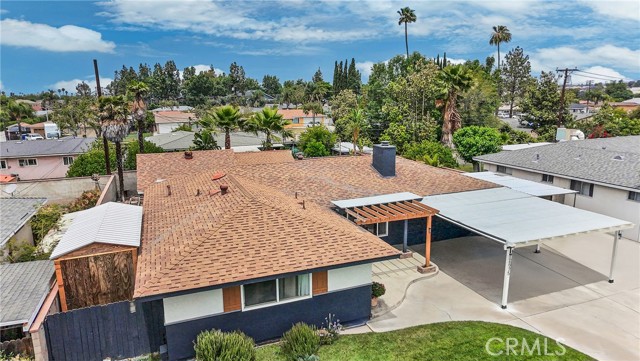 8975 Driftwood Dr, Riverside CA: https://media.crmls.org/medias/a167044b-a880-483a-a82f-7cc2c44804e6.jpg