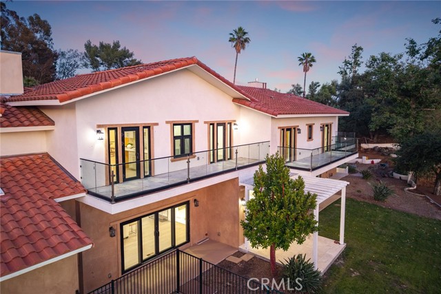255 El Cielo Lane, Bradbury CA: https://media.crmls.org/medias/a16784da-2760-4d6f-989a-4fc18b995829.jpg