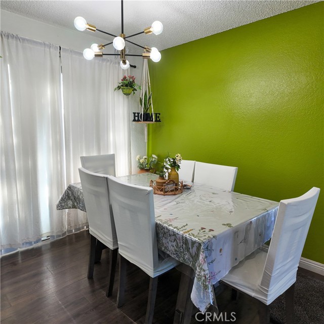 Detail Gallery Image 8 of 23 For 9754 5th Ave, Hesperia,  CA 92345 - 2 Beds | 1 Baths