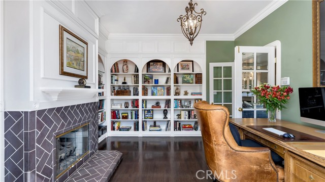Detail Gallery Image 43 of 69 For 2042 N Ross St, Santa Ana,  CA 92706 - 3 Beds | 2/1 Baths