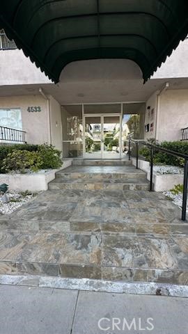 4533 Colbath Avenue #8