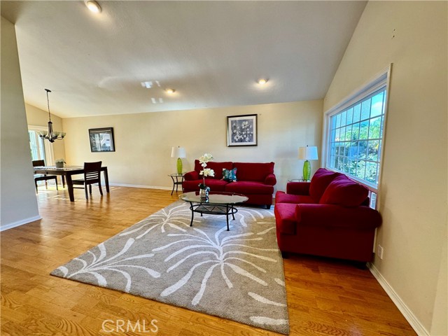 Detail Gallery Image 5 of 40 For 3632 Myrtle St, Irvine,  CA 92606 - 4 Beds | 2/1 Baths