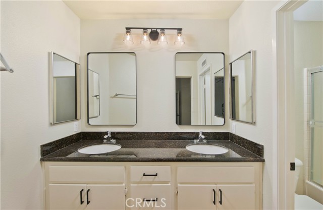 25773 Perlman Place, Stevenson Ranch CA: https://media.crmls.org/medias/a168b067-8696-450e-b87d-c863152237bb.jpg