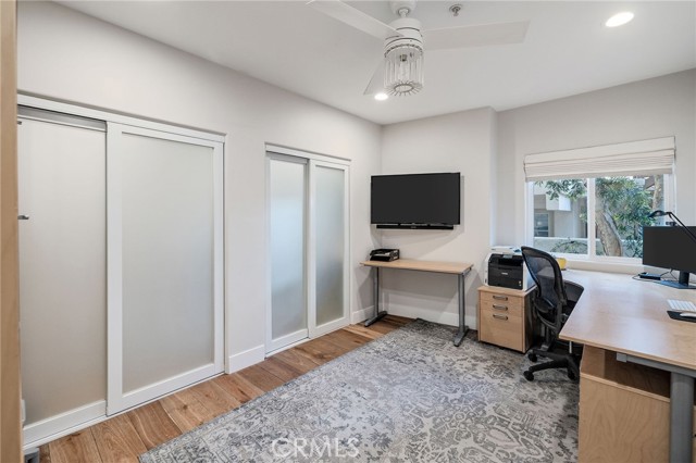 Detail Gallery Image 30 of 38 For 647 2nd, Hermosa Beach,  CA 90254 - 3 Beds | 2/1 Baths