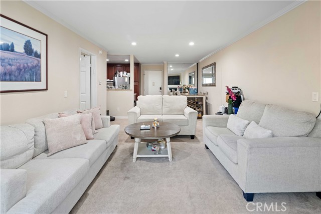 Detail Gallery Image 3 of 18 For 5510 Owensmouth Ave #218,  Woodland Hills,  CA 91367 - 1 Beds | 1 Baths