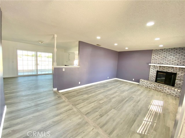 Detail Gallery Image 6 of 34 For 15080 Ramona Rd, Apple Valley,  CA 92307 - 3 Beds | 2 Baths