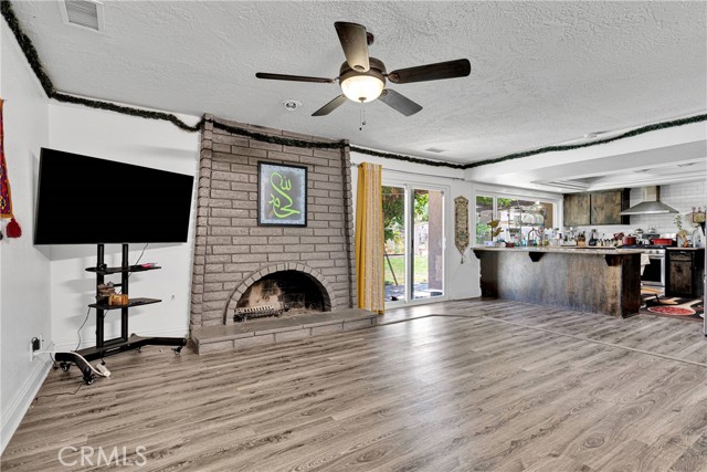 Detail Gallery Image 11 of 38 For 13197 Pocono Rd, Apple Valley,  CA 92308 - 4 Beds | 2 Baths