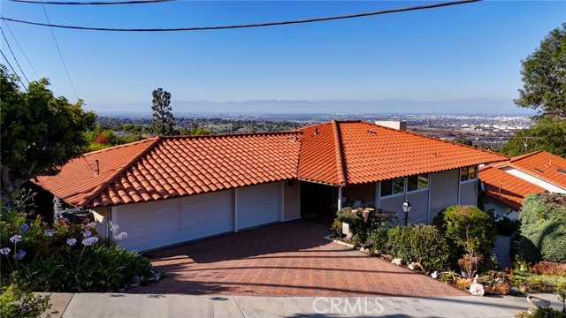 6609 Via Canada, Rancho Palos Verdes CA: https://media.crmls.org/medias/a16b3877-19c1-47fa-95ff-6cdc3a9724b2.jpg