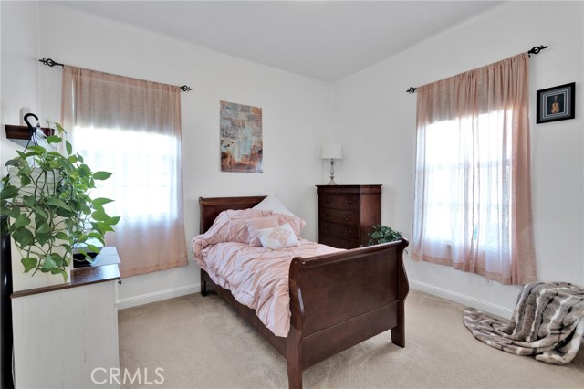 Detail Gallery Image 44 of 75 For 12916 Hyperion Ln, Apple Valley,  CA 92308 - 5 Beds | 3/1 Baths