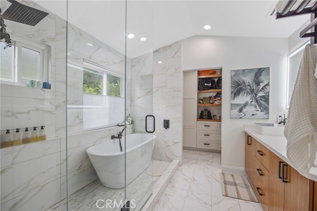 Detail Gallery Image 30 of 51 For 133 Concerto, Oak Park,  CA 91377 - 3 Beds | 3 Baths