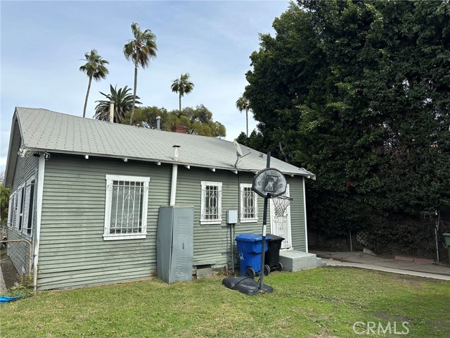 342 W 76th Street, Los Angeles CA: https://media.crmls.org/medias/a16c2957-e69d-4431-9187-1acde19d173c.jpg