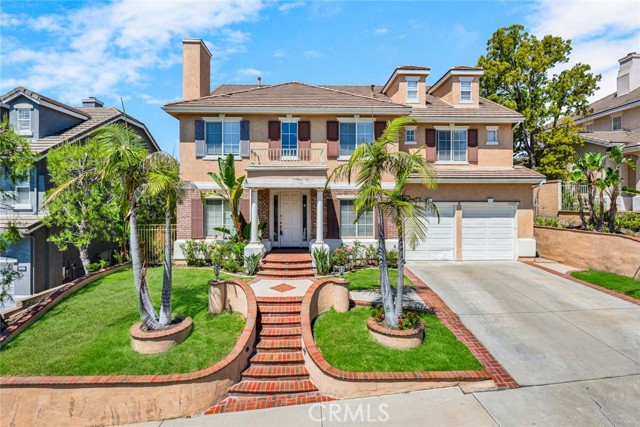 23261 Castle Rock, Mission Viejo CA: https://media.crmls.org/medias/a16d10bc-07d9-46de-b0f8-e0993cf7d007.jpg
