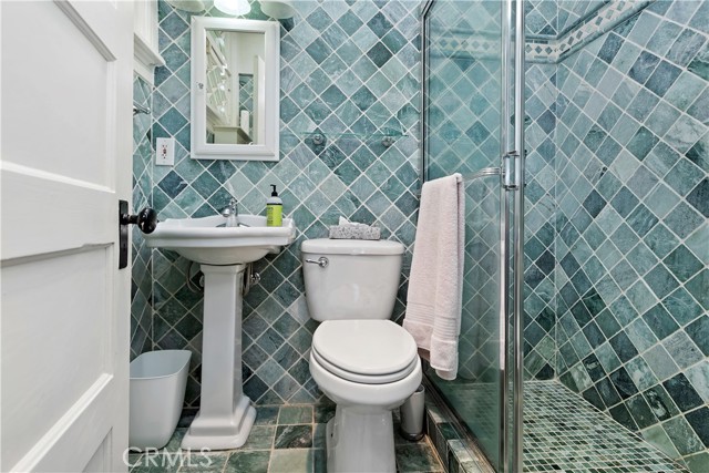 Detail Gallery Image 23 of 71 For 8615 Dufferin Ave, Riverside,  CA 92504 - 7 Beds | 4/1 Baths