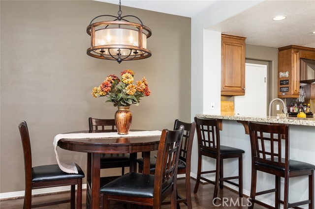 453 N Altadena Drive, Pasadena CA: https://media.crmls.org/medias/a16e9ce3-601d-4e72-b7ed-aaf8b5af94ec.jpg