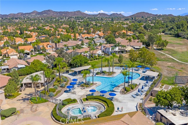 23785 Corte Carrio, Murrieta CA: https://media.crmls.org/medias/a16ef6ef-026d-4778-9e45-cc0b4104e96a.jpg