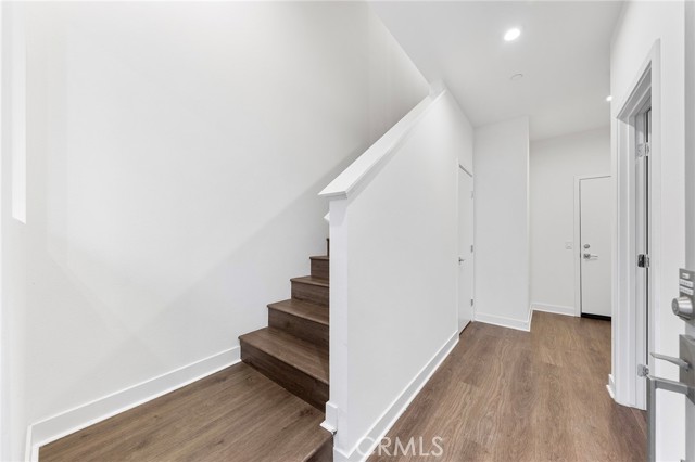1315 W Cara Dr, Anaheim CA: https://media.crmls.org/medias/a16ffe77-55df-49f0-a2a9-ed04554ce80a.jpg
