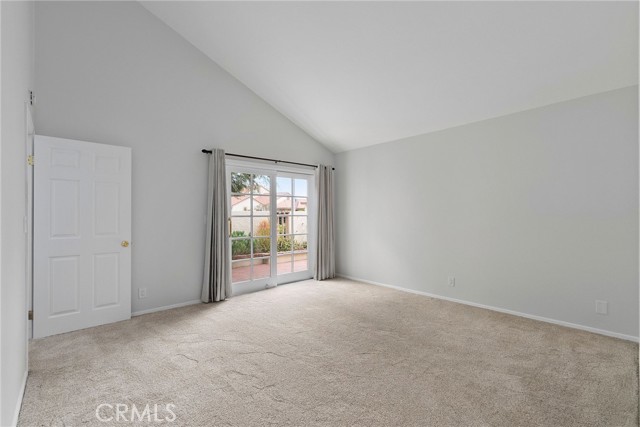 18301 Gum Tree Lane, Huntington Beach CA: https://media.crmls.org/medias/a17002e3-cd0c-47a5-b4b4-a79be1ef3576.jpg
