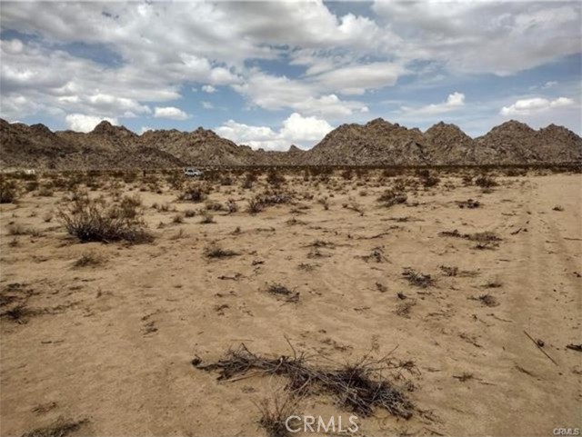 Detail Gallery Image 6 of 13 For 0 Stellar Rd, Lucerne Valley,  CA 92356 - – Beds | – Baths