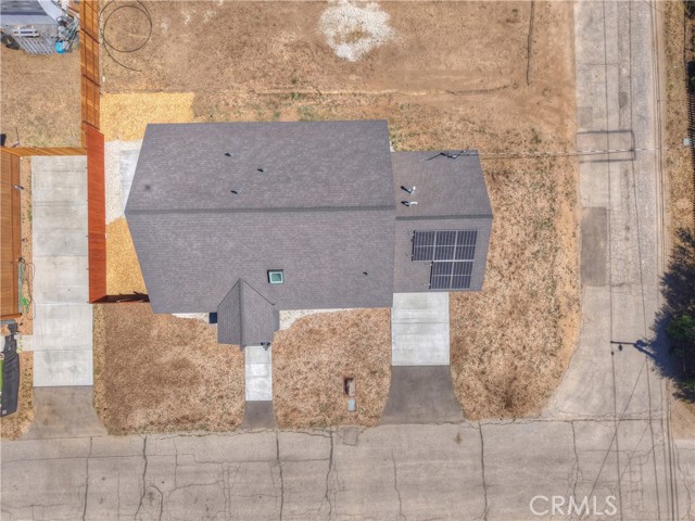 2217 Juniper Lane, Big Bear City CA: https://media.crmls.org/medias/a1713137-19f5-4a42-a996-86ce7ec7dbd6.jpg
