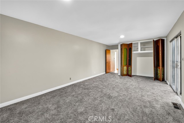 5382 Park Place, Chino CA: https://media.crmls.org/medias/a1713ace-a54b-4874-a108-9a44f6b707a0.jpg