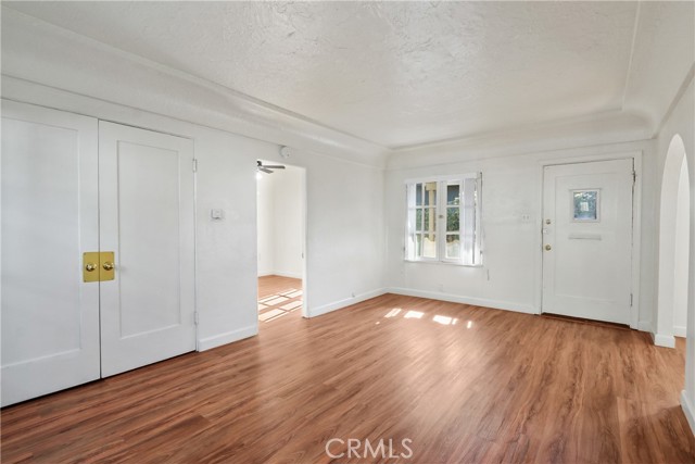 Detail Gallery Image 6 of 17 For 3581 Olive Ave, Long Beach,  CA 90807 - – Beds | – Baths