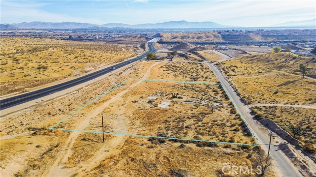 Detail Gallery Image 7 of 13 For 17134 Coad Rd, Victorville,  CA 92395 - – Beds | – Baths