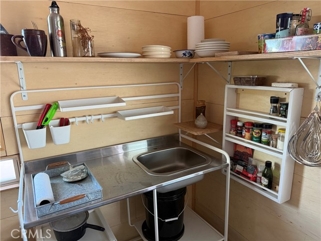 Detail Gallery Image 14 of 27 For 81374 El Paseo, Twentynine Palms,  CA 92277 - 1 Beds | – Baths