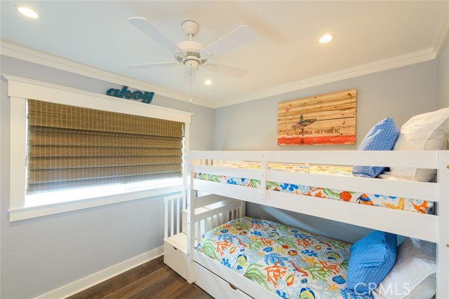 524 13th Street, Manhattan Beach CA: https://media.crmls.org/medias/a1745005-28dc-4653-b60c-5ae43e061ec4.jpg