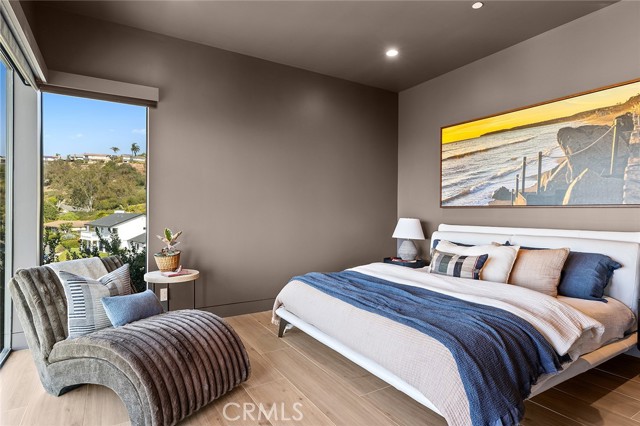 Detail Gallery Image 24 of 46 For 606 E Avenida San Juan, San Clemente,  CA 92672 - 4 Beds | 4/1 Baths