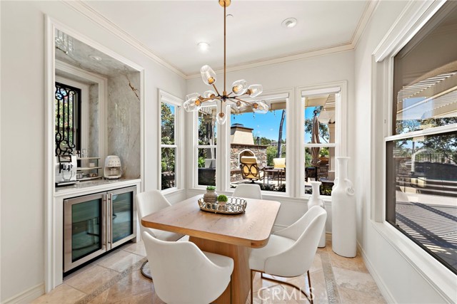 10 Corte Vizcaya, San Clemente CA: https://media.crmls.org/medias/a174b6a0-fe87-4cc1-8b21-84413dc23f83.jpg