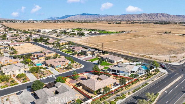 Detail Gallery Image 67 of 75 For 12916 Hyperion Ln, Apple Valley,  CA 92308 - 5 Beds | 3/1 Baths