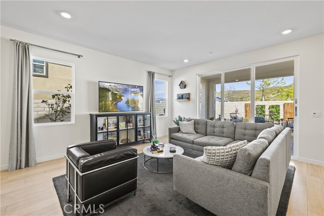 27774 Marquee Drive, Valencia CA: https://media.crmls.org/medias/a174ce79-b4fa-4899-9cb0-a81ca3b293d3.jpg