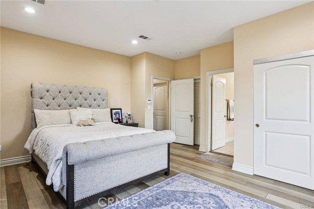 Detail Gallery Image 17 of 34 For 204 E 121st, Los Angeles,  CA 90061 - 5 Beds | 4 Baths