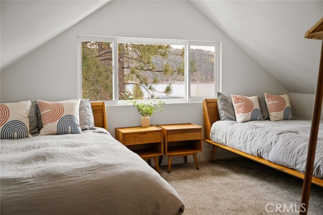 Detail Gallery Image 47 of 71 For 827 Penninsula, Big Bear Lake,  CA 92315 - 3 Beds | 2 Baths