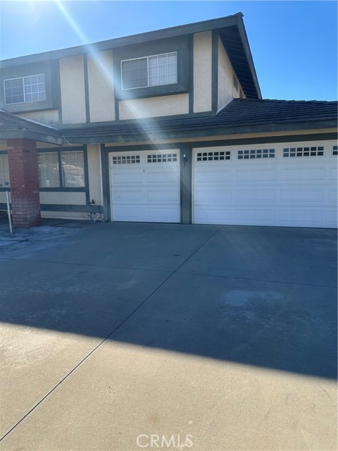 1029 1029 W Madrona, Rialto CA: https://media.crmls.org/medias/a176fff1-e831-4eff-8a73-745b49d7fd1a.jpg