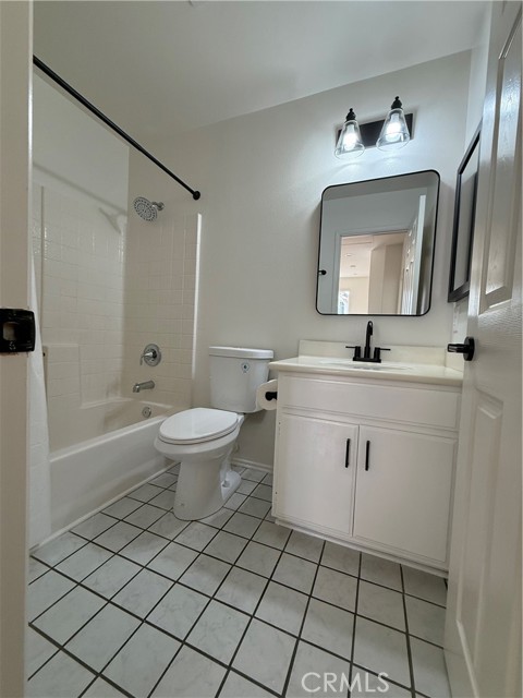 Detail Gallery Image 9 of 39 For 12 Poppyfield Ln, Rancho Santa Margarita,  CA 92688 - 3 Beds | 2/1 Baths