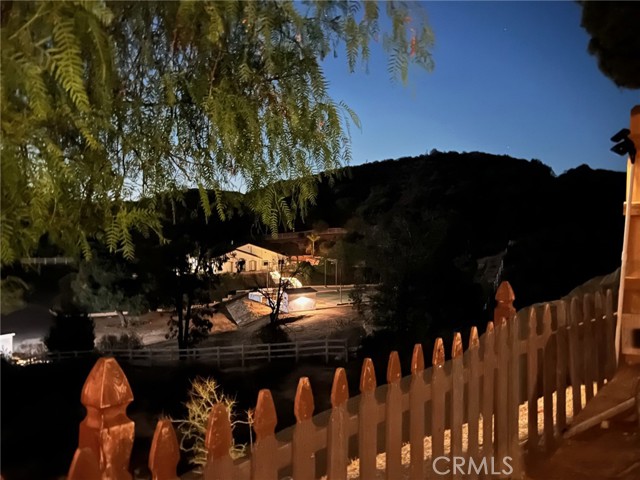 30000 Hasley Canyon Road, Castaic CA: https://media.crmls.org/medias/a178371a-872c-4e30-a4e2-19de85eea9a0.jpg
